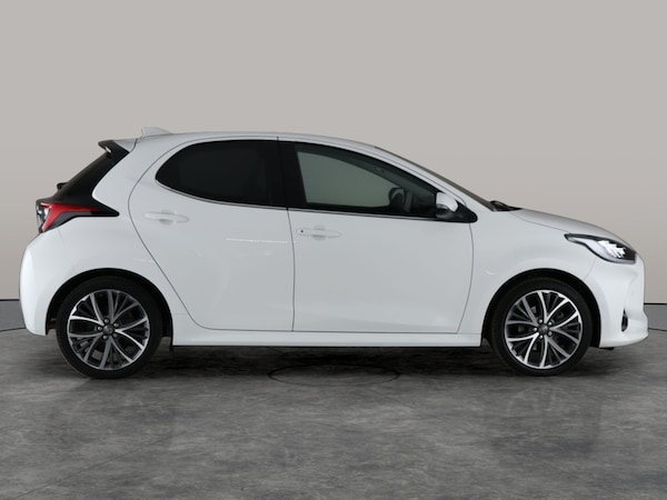 Used Toyota Yaris 2022 for sale - 76222252: Photo 12
