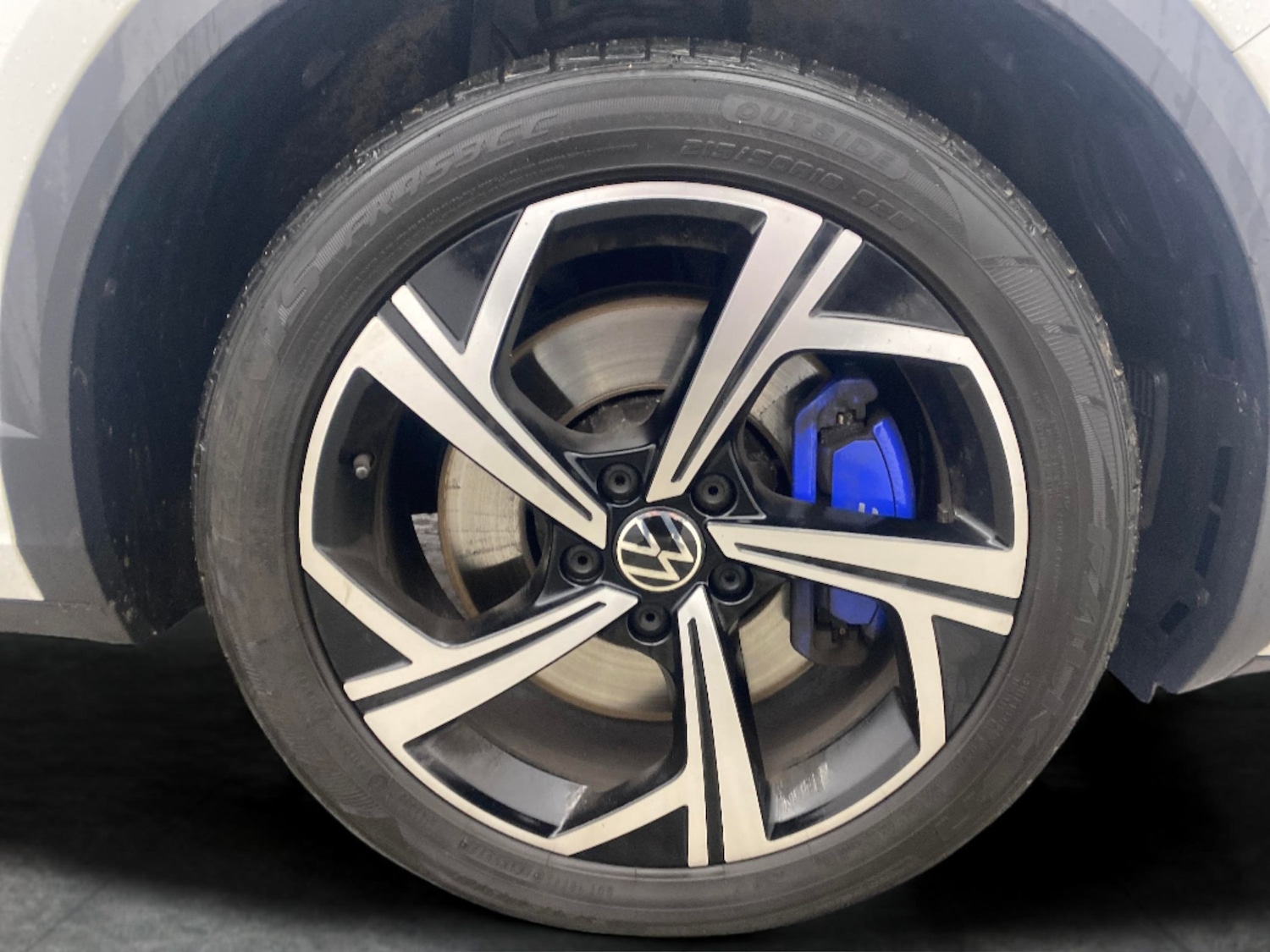 Used Volkswagen T-Roc 2023 for sale - 77631109: Photo 18