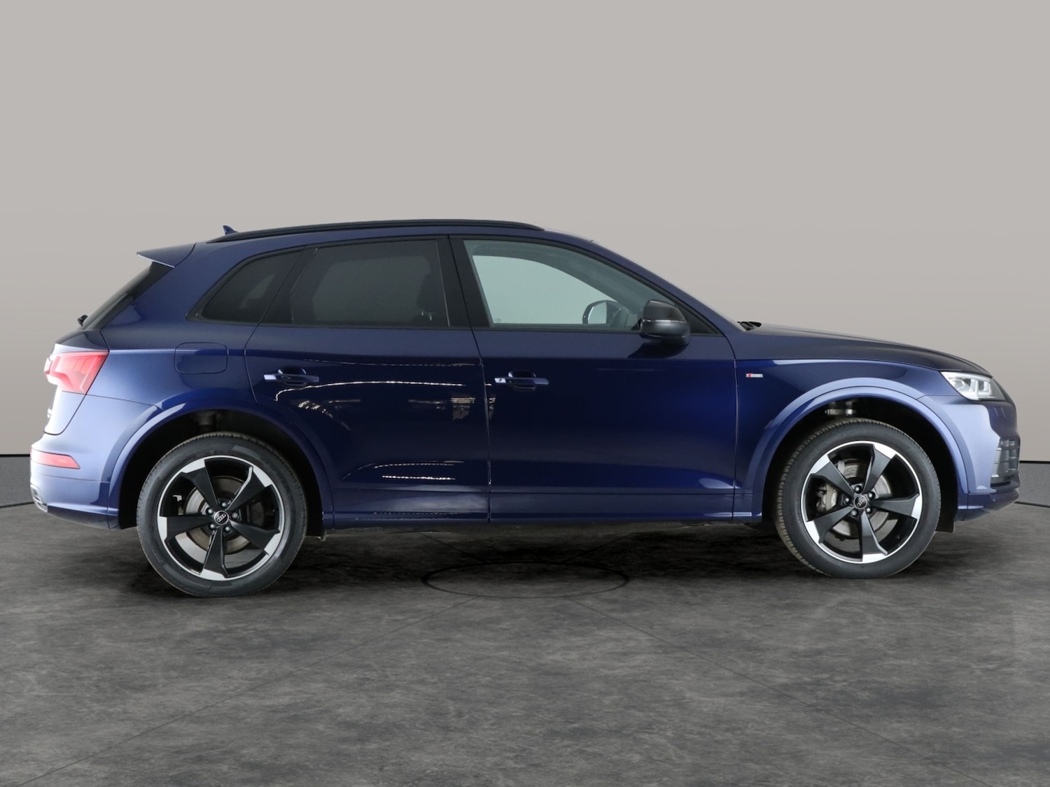 Used Audi Q5 2020 for sale - 76018546: Photo 9