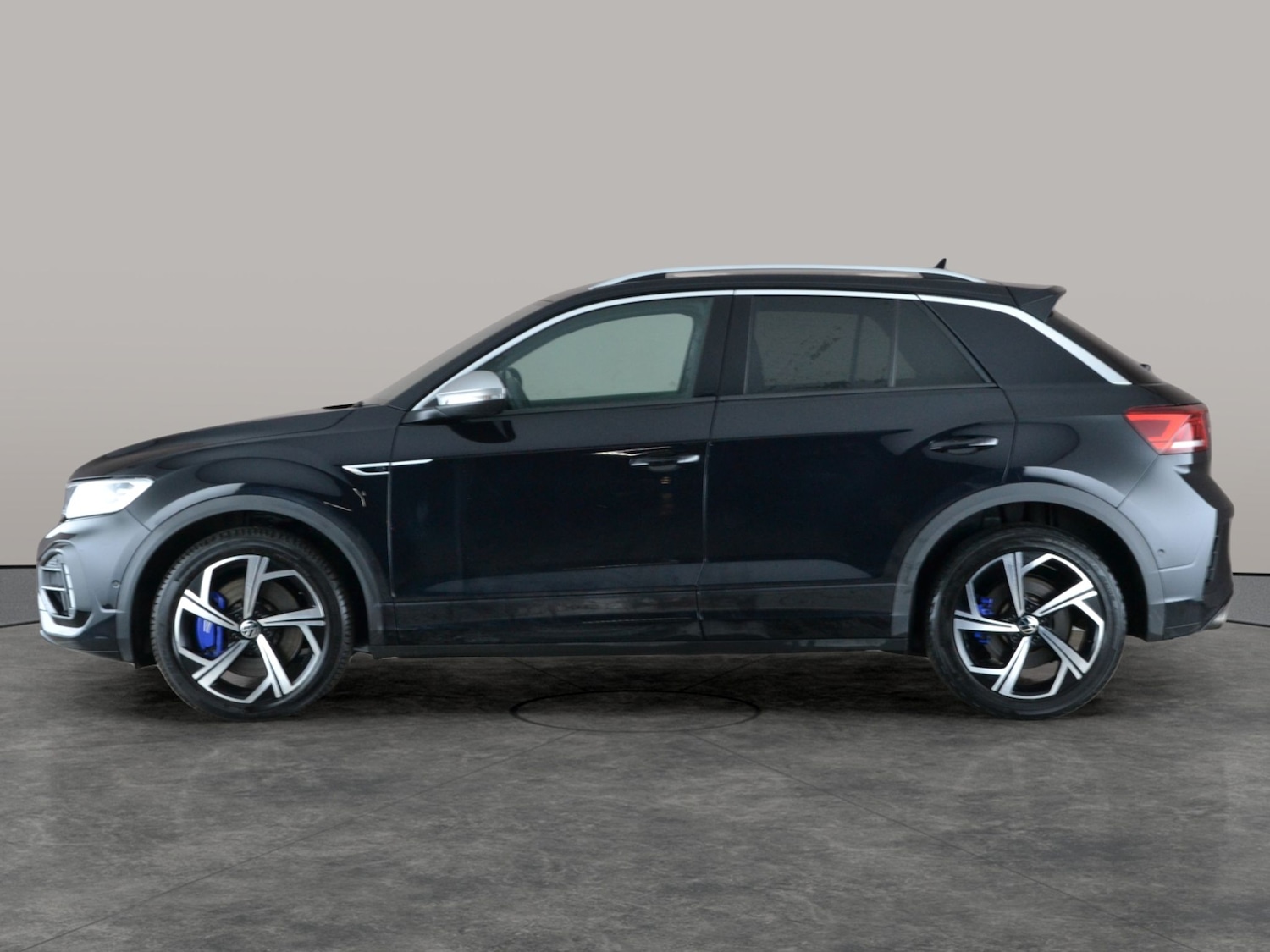Used Volkswagen T-Roc 2023 for sale - 77404271: Photo 12
