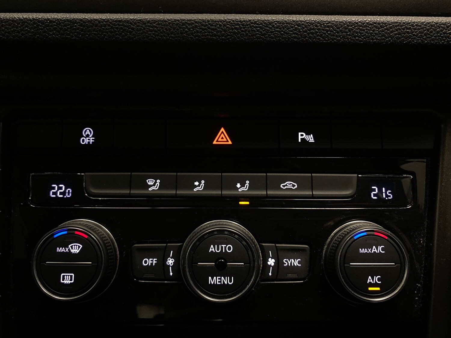 Used Volkswagen T-Roc 2018 for sale - 78221104: Photo 18