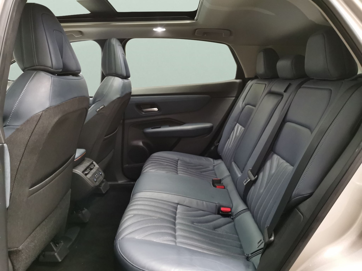 Used Nissan ARIYA 2024 for sale - 77650848: Photo 33