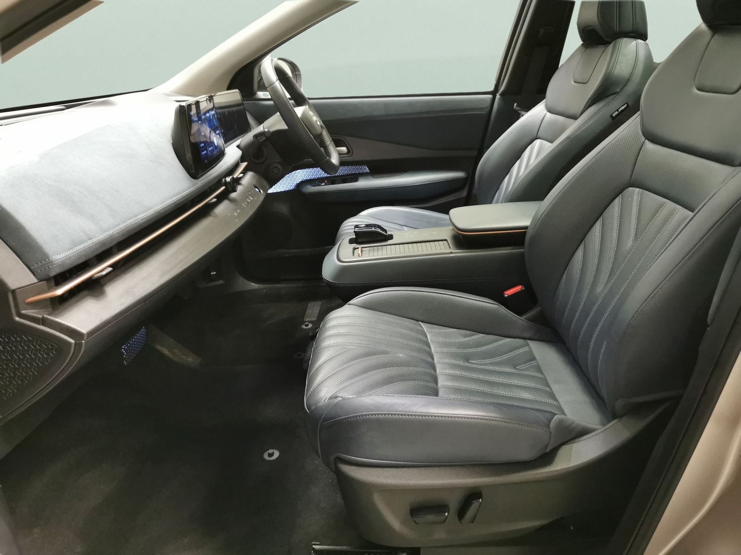 Used Nissan ARIYA 2024 for sale - 77650848: Photo 4