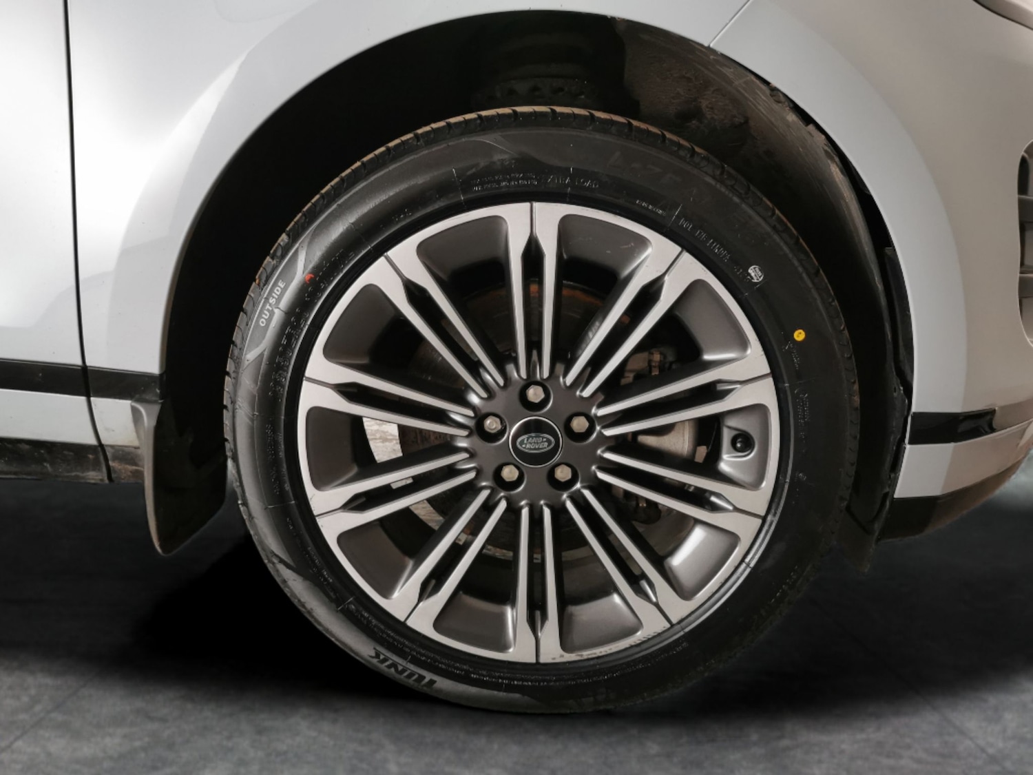 Used Land Rover Range Rover Evoque 2023 for sale - 77418153: Photo 31