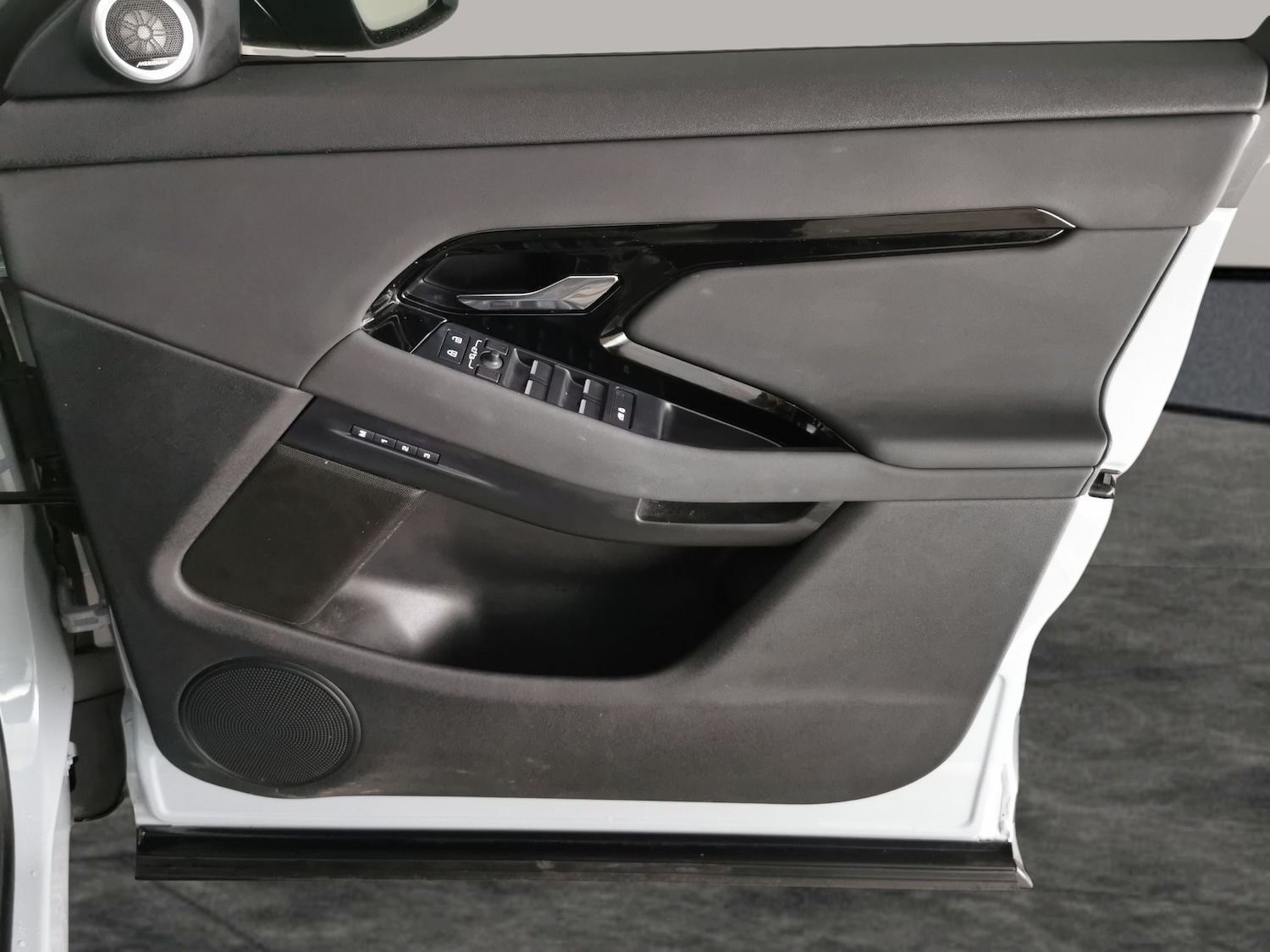 Used Land Rover Range Rover Evoque 2023 for sale - 77418153: Photo 37