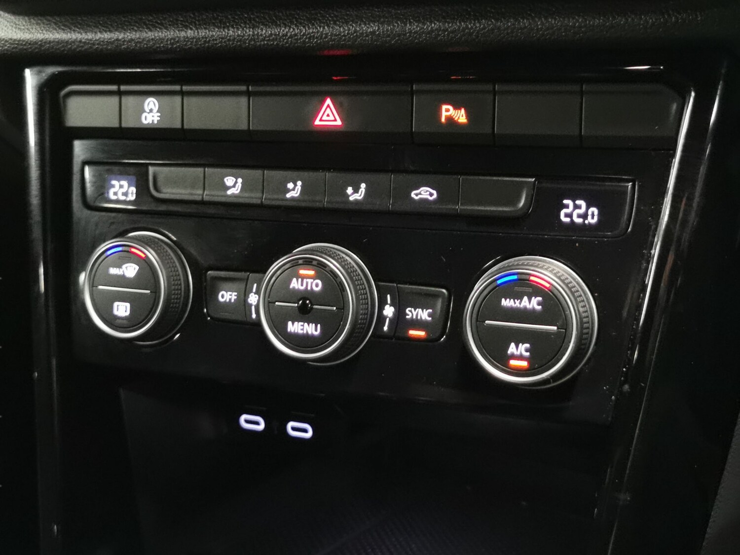 Used Volkswagen T-Roc 2021 for sale - 77569839: Photo 18