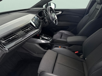 Used Audi Q4 e-tron undefined for sale - 77482551: Photo