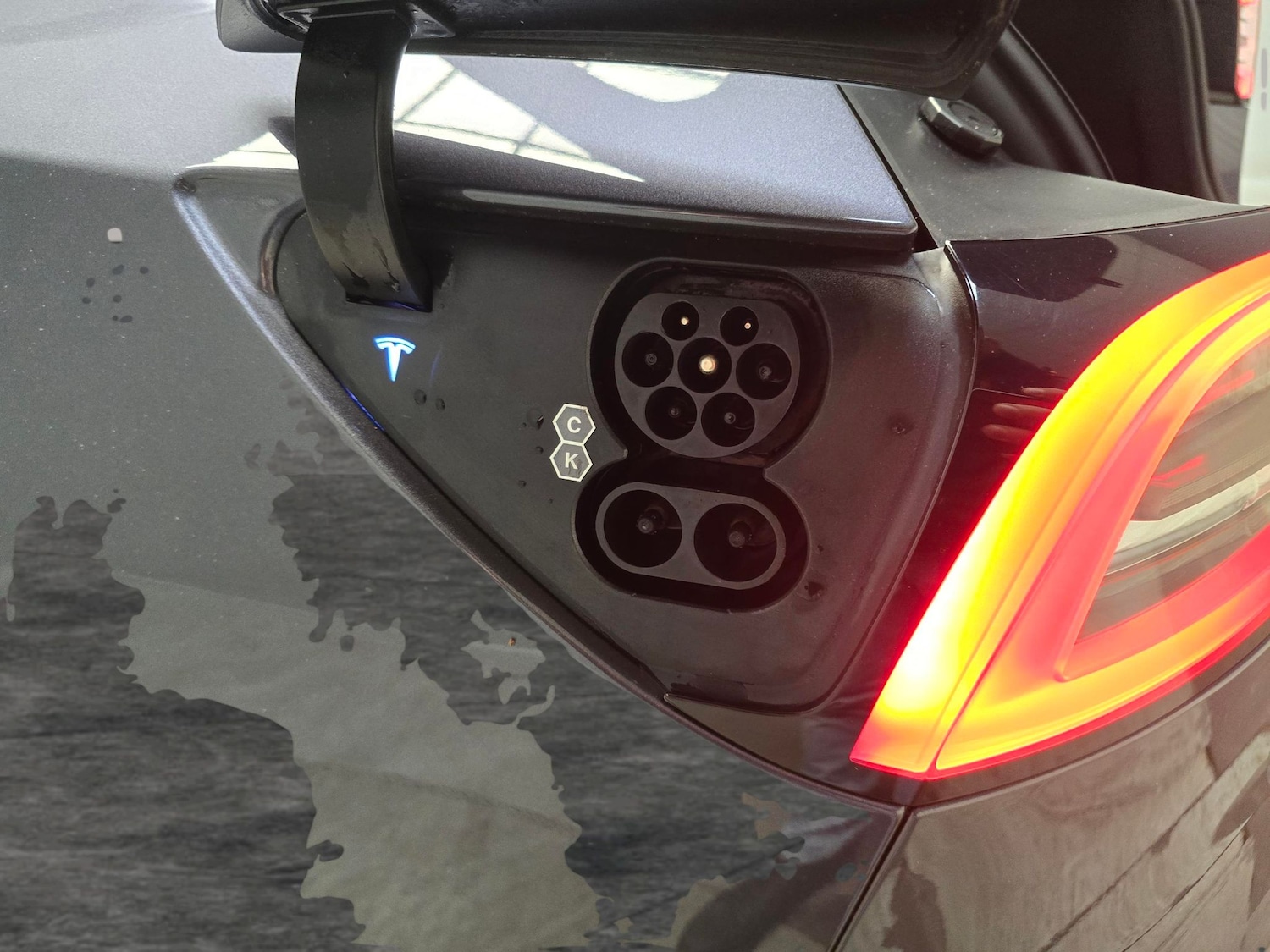 Used Tesla Model 3 2021 for sale - 77022051: Photo 32