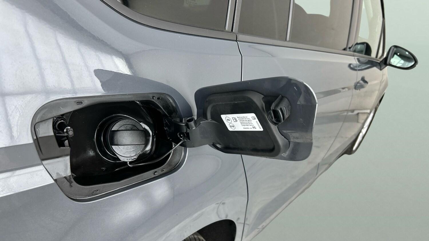 Used Volkswagen Touran 2021 for sale - 77555725: Photo 12