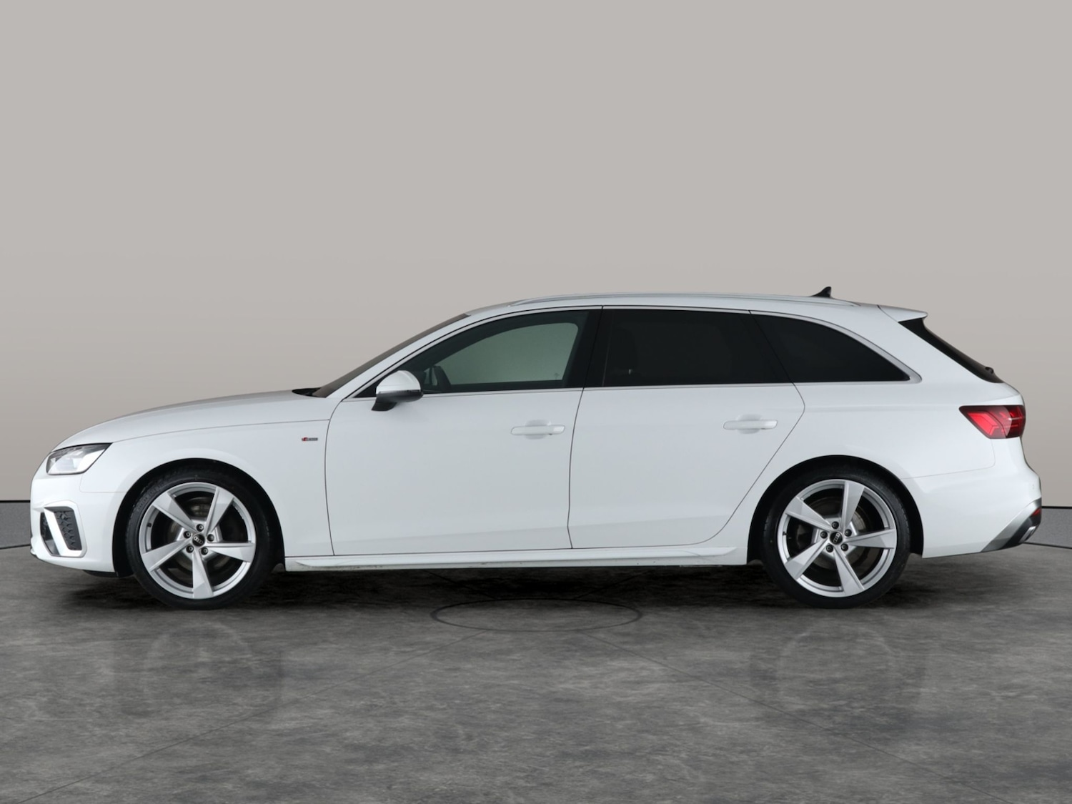 Used Audi A4 Avant 2023 for sale - 76668685: Photo 13