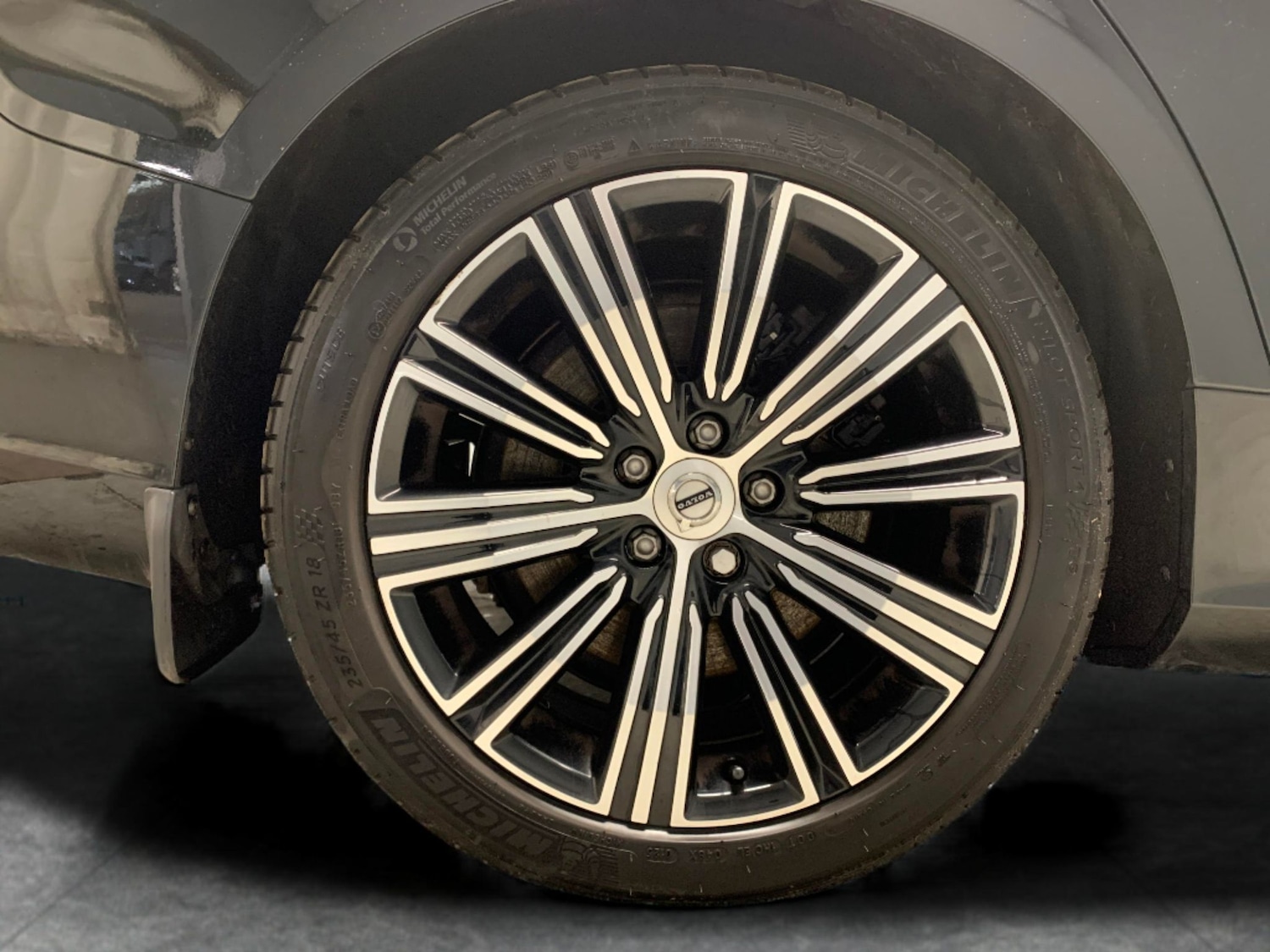 Used Volvo V60 2021 for sale - 77127873: Photo 22