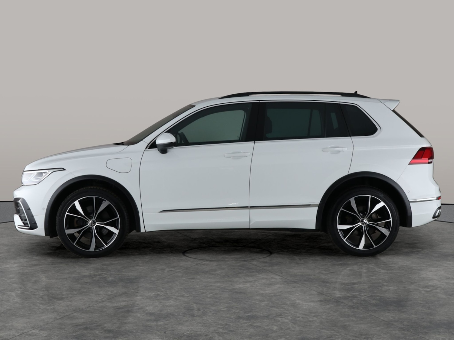 Used Volkswagen Tiguan 2023 for sale - 76459441: Photo 14