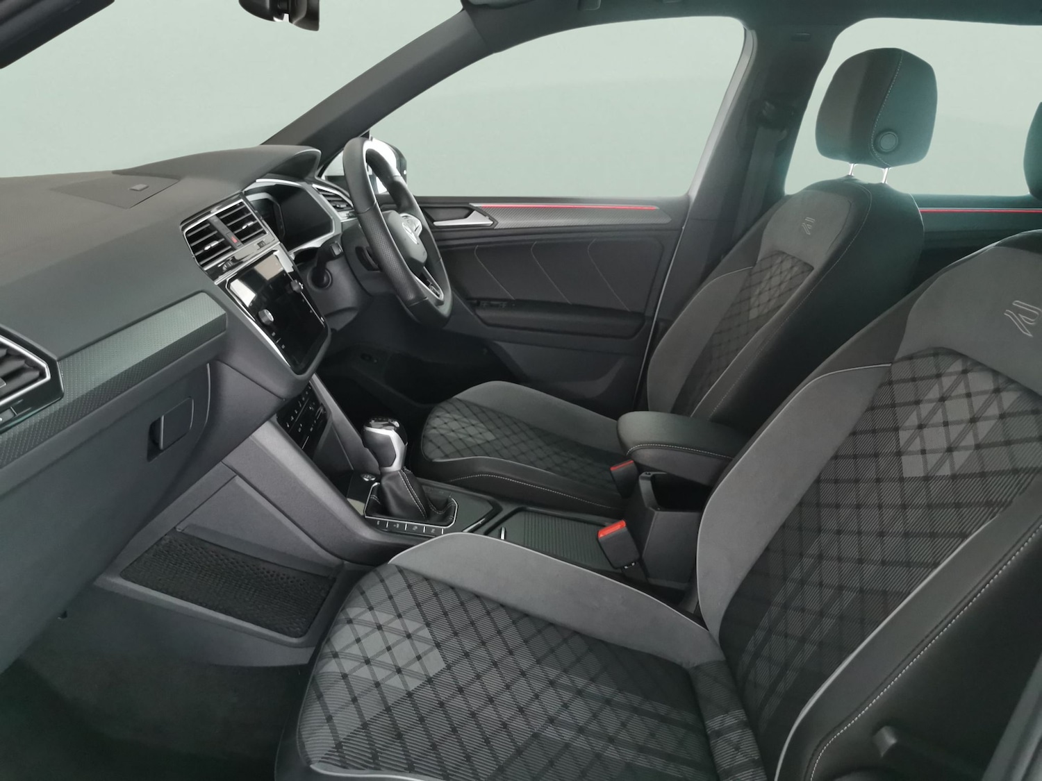 Used Volkswagen Tiguan 2023 for sale - 76459441: Photo 4