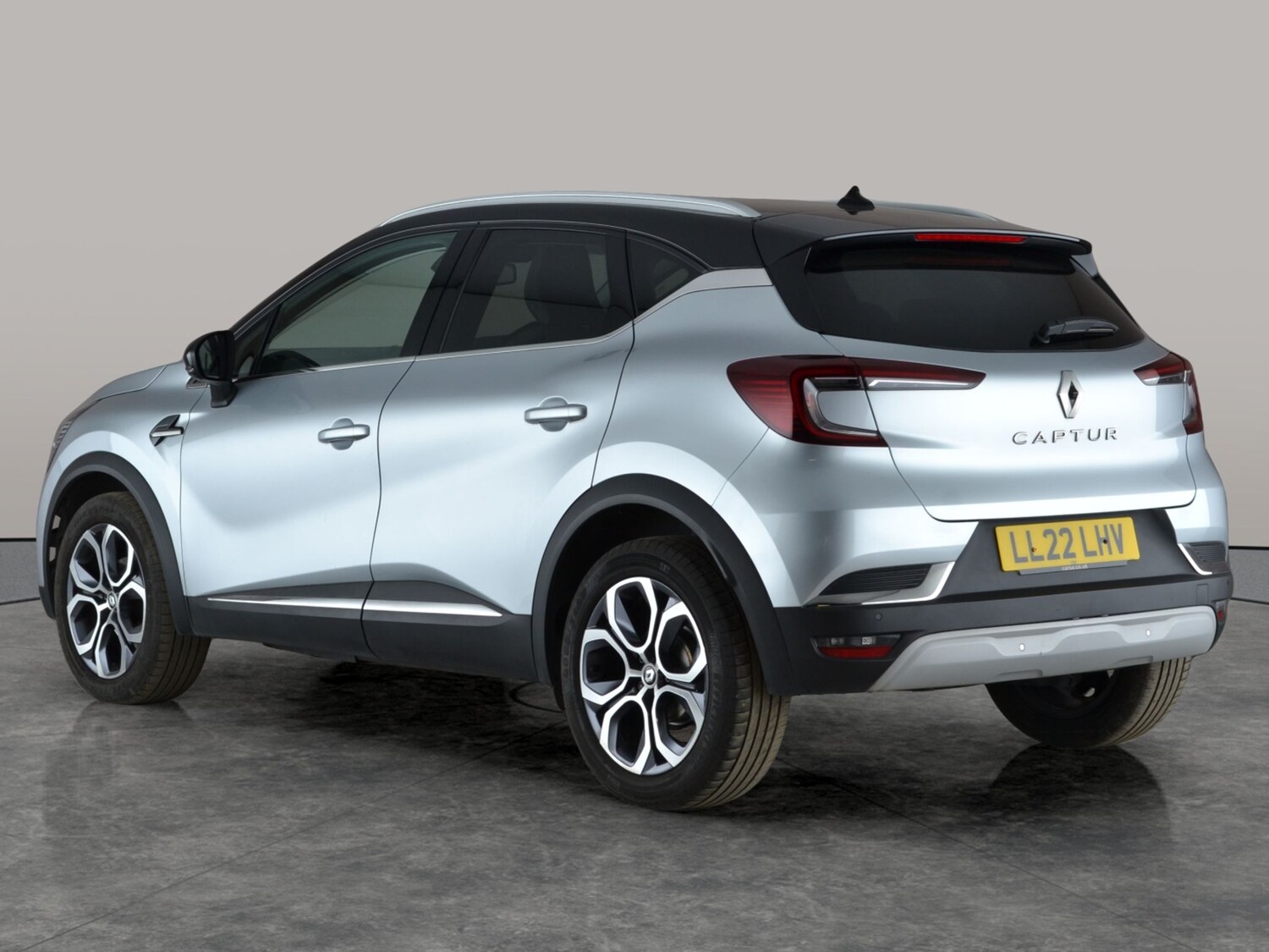 Used Renault Captur 2022 for sale - 77604970: Photo 12