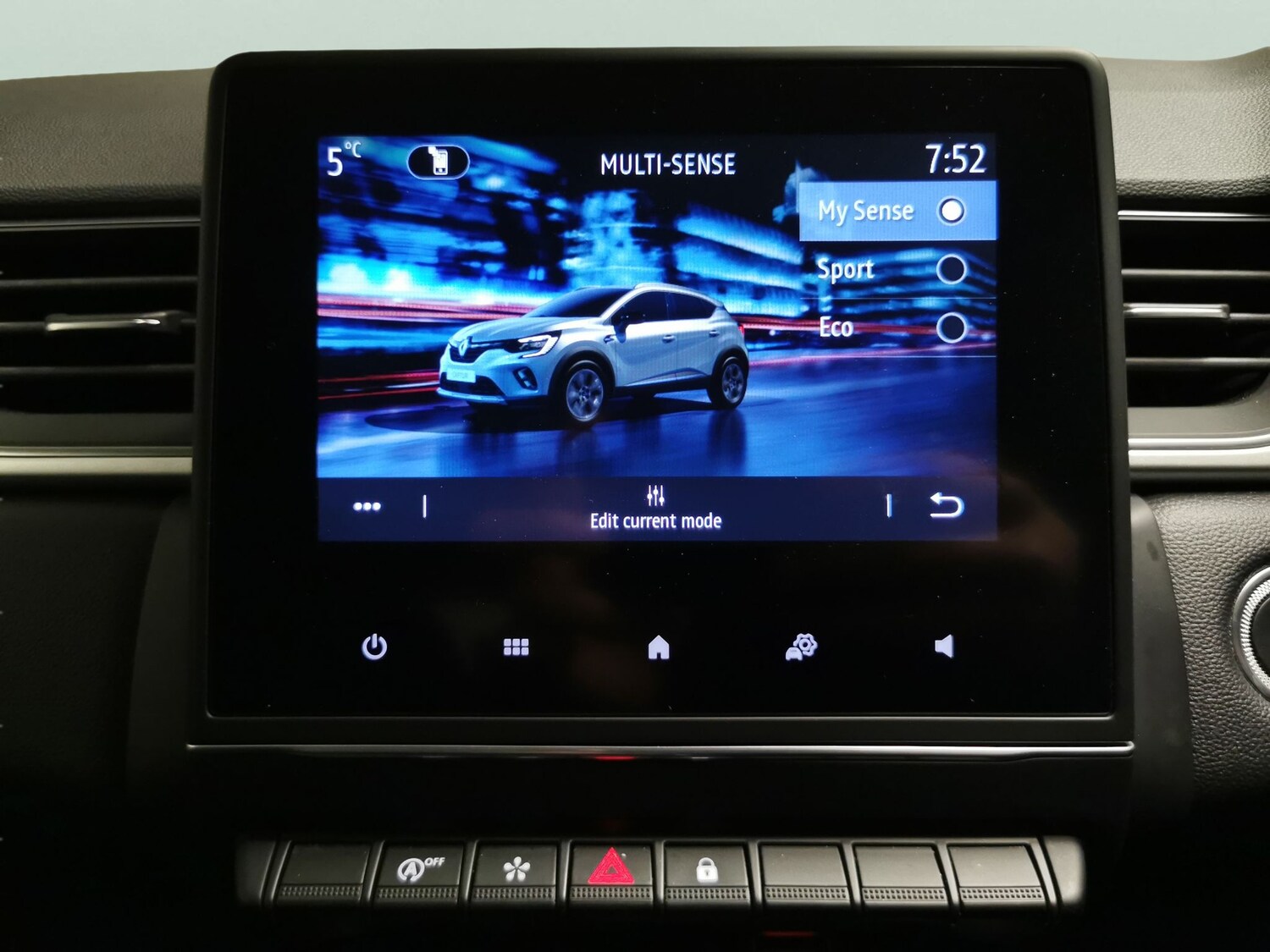 Used Renault Captur 2022 for sale - 77604970: Photo 17