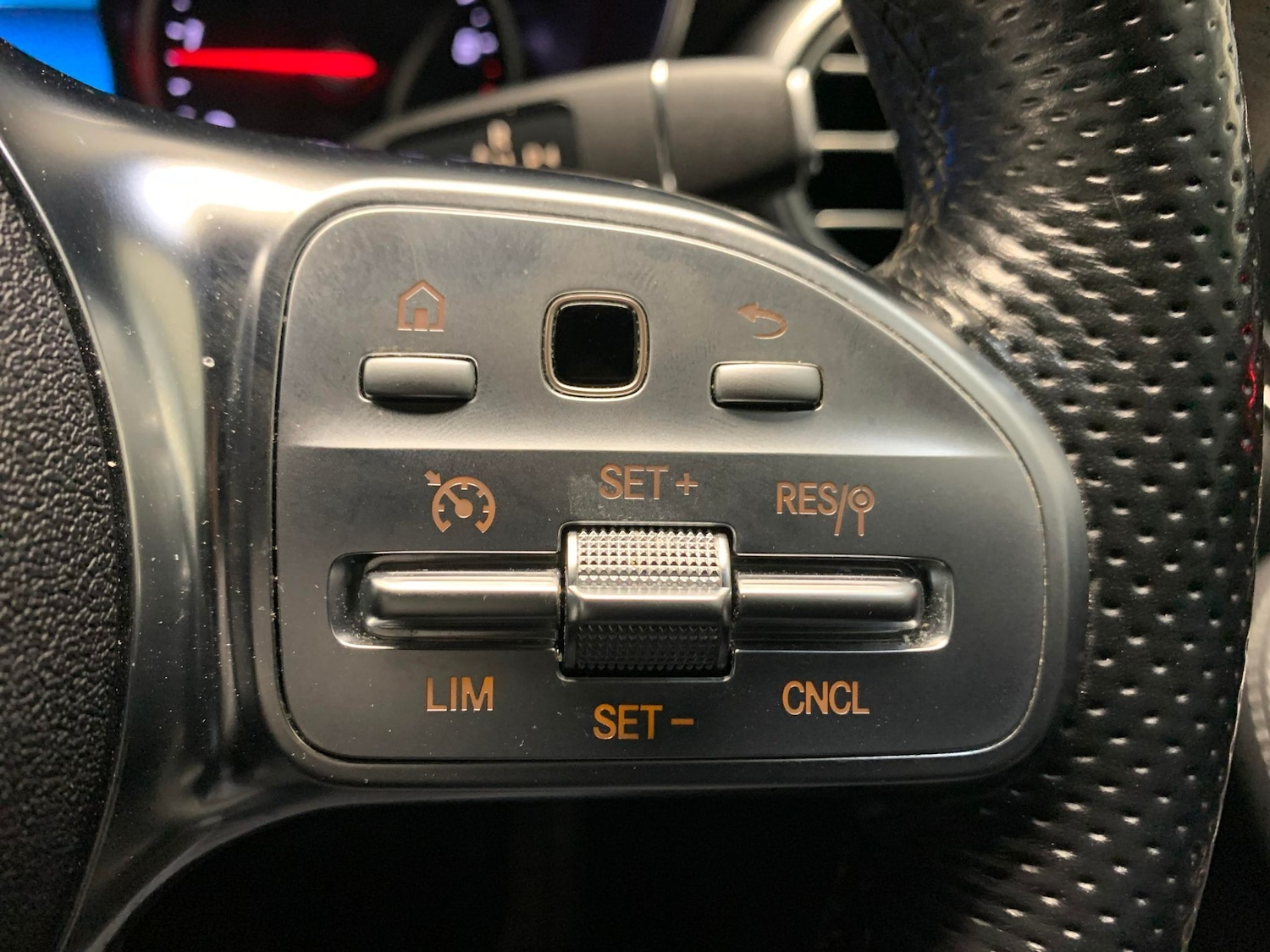 Used Mercedes-Benz GLC 2020 for sale - 77170885: Photo 19