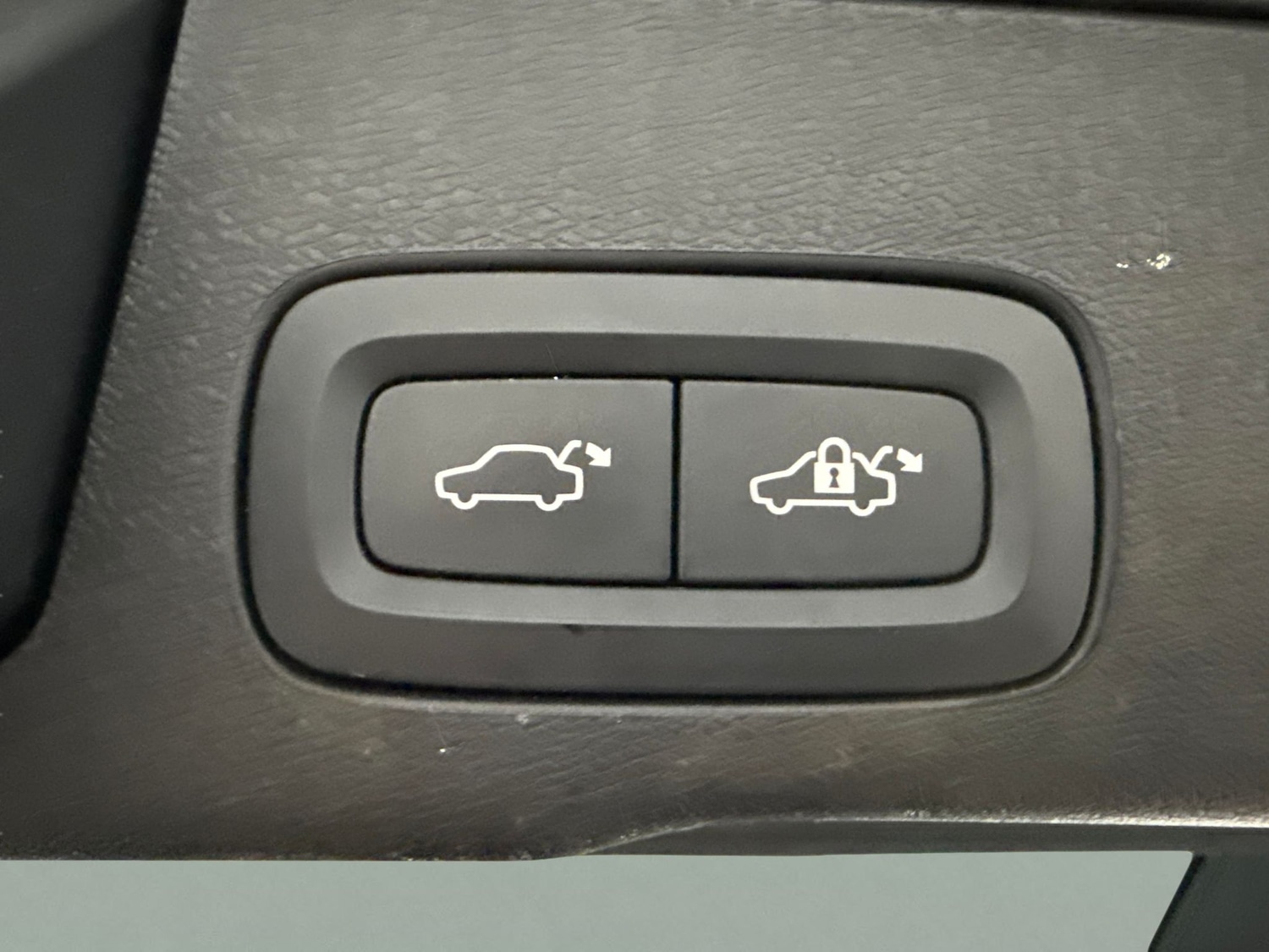 Used Volvo XC60 2024 for sale - 78094385: Photo 16