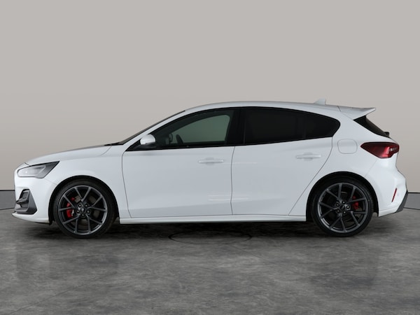 Used Ford Focus 2023 for sale - 76184829: Photo 16