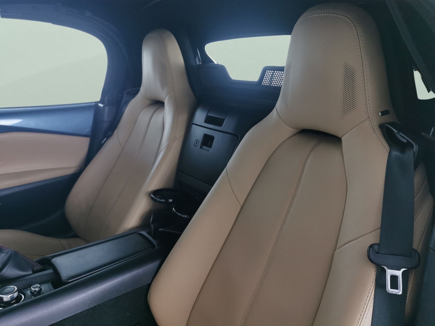 Used Mazda MX-5 2016 for sale - 76879139: Photo 5