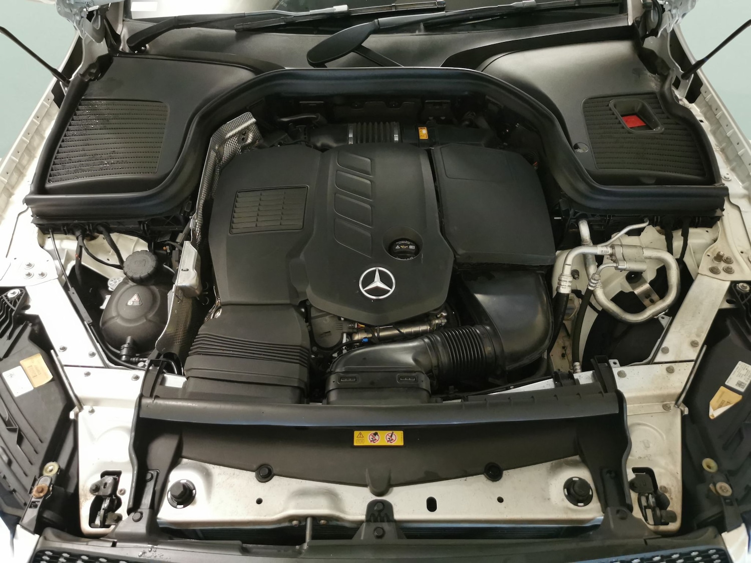 Used Mercedes-Benz GLC 2021 for sale - 77641114: Photo 32