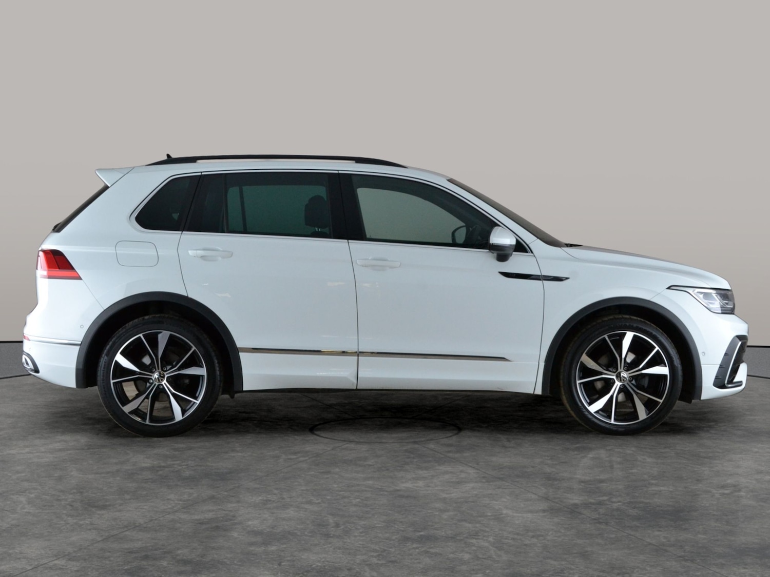 Used Volkswagen Tiguan 2023 for sale - 78065407: Photo 8