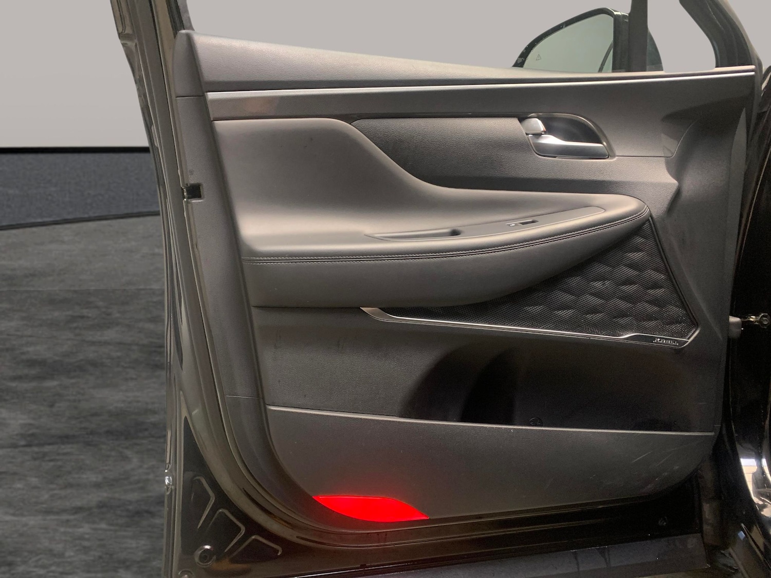 Used Hyundai Santa Fe 2023 for sale - 77413174: Photo 29