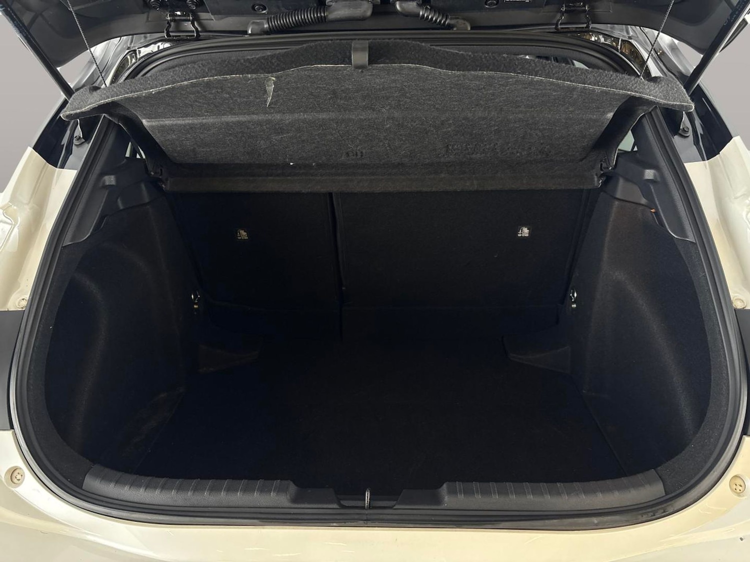 Used Toyota Corolla 2021 for sale - 76879197: Photo 35