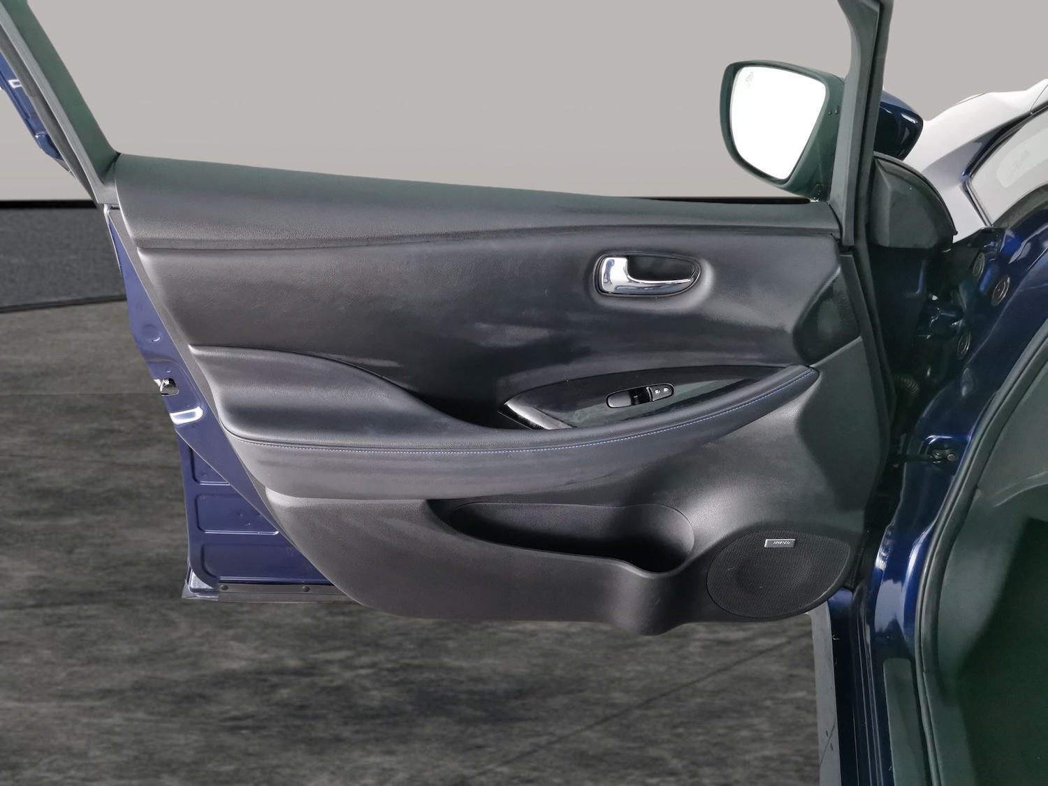 Used Nissan Leaf 2023 for sale - 77316590: Photo 29