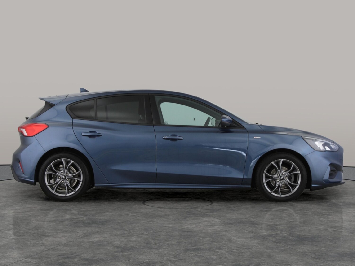 Used Ford Focus for sale - 77365000: Photo 9