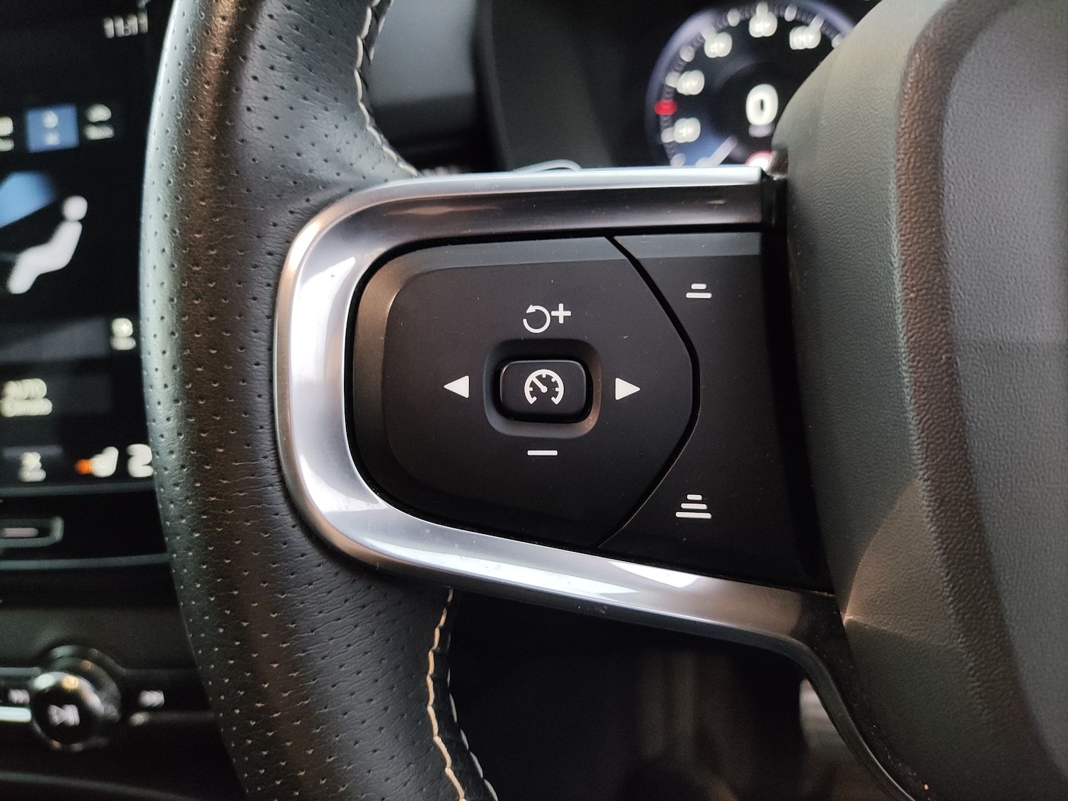 Used Volvo XC40 2019 for sale - 78104015: Photo 20