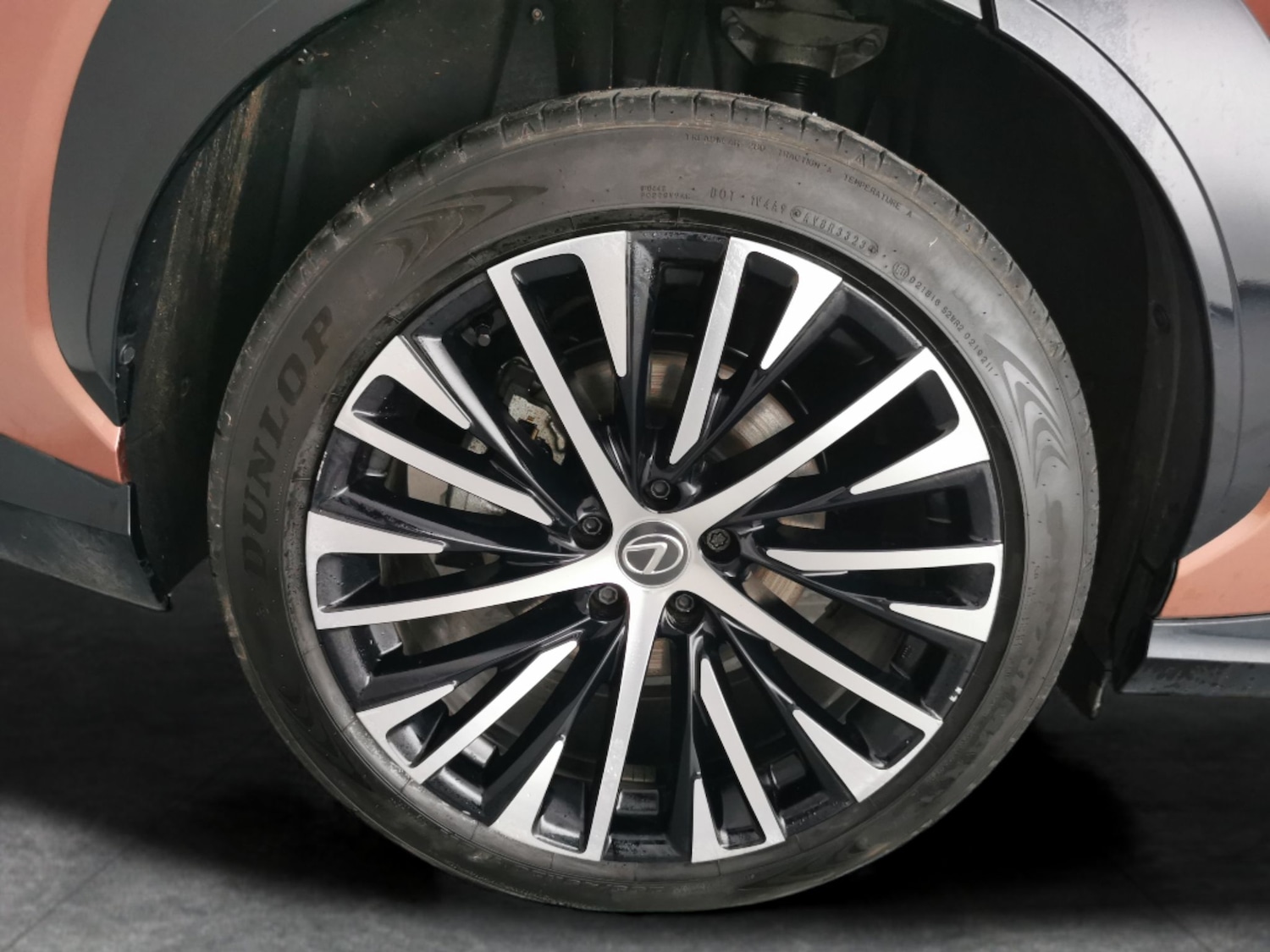 Used Lexus RZ 2024 for sale - 77641135: Photo 31