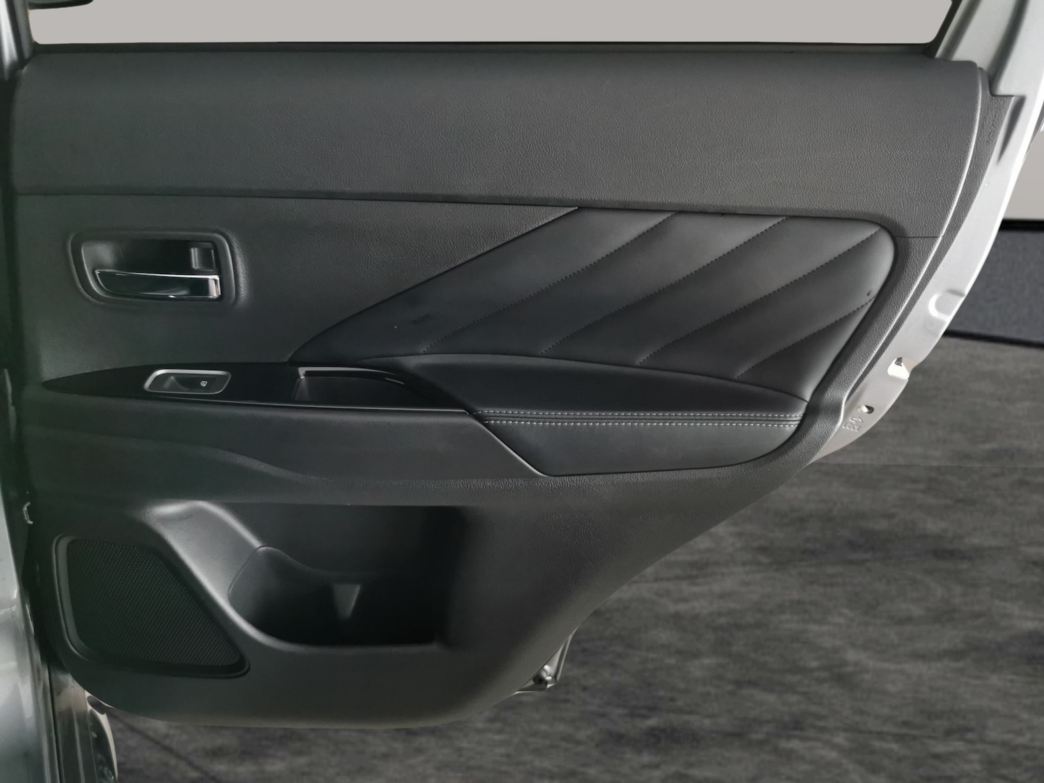 Used Mitsubishi Outlander 2021 for sale - 77043591: Photo 28