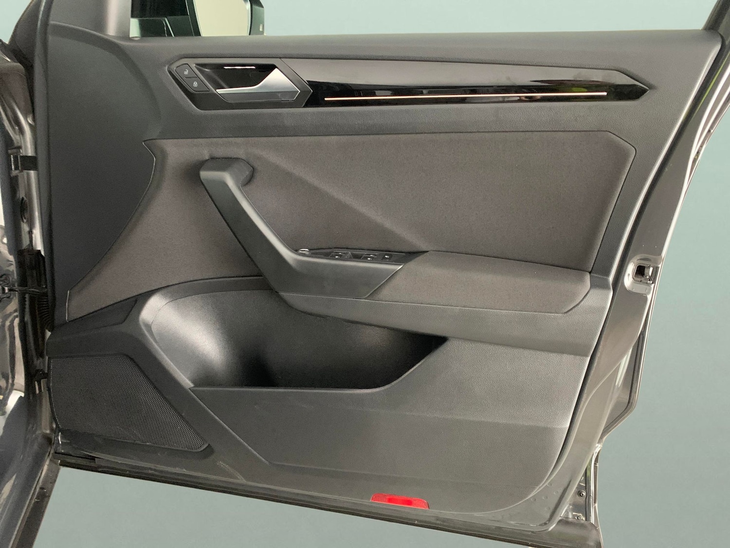 Used Volkswagen T-Roc 2020 for sale - 77071265: Photo 28