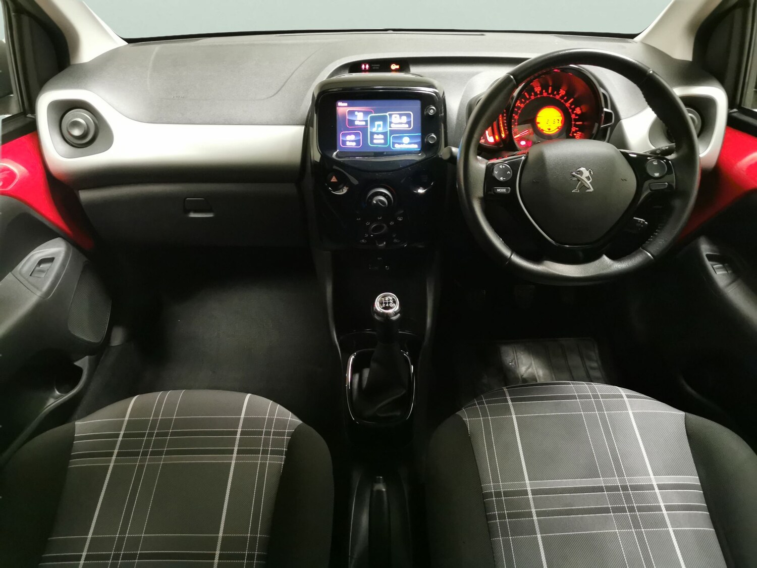 Used Peugeot 108 for sale - 77543075: Photo 7