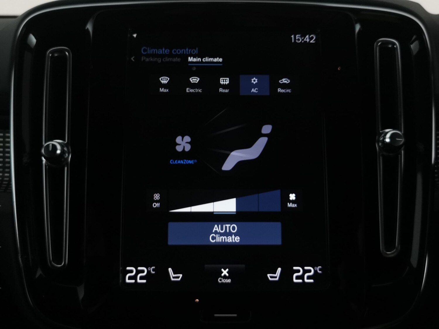 Used Volvo XC40 2019 for sale - 77942598: Photo 17