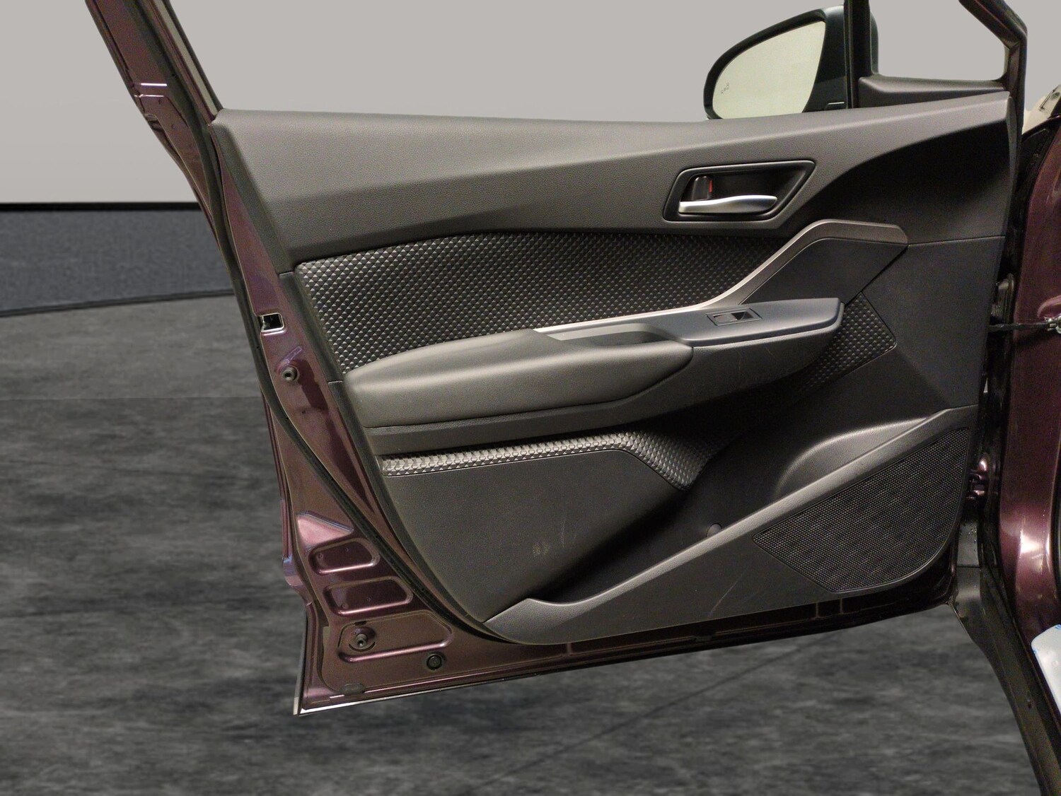 Used Toyota C-HR 2023 for sale - 77829716: Photo 28