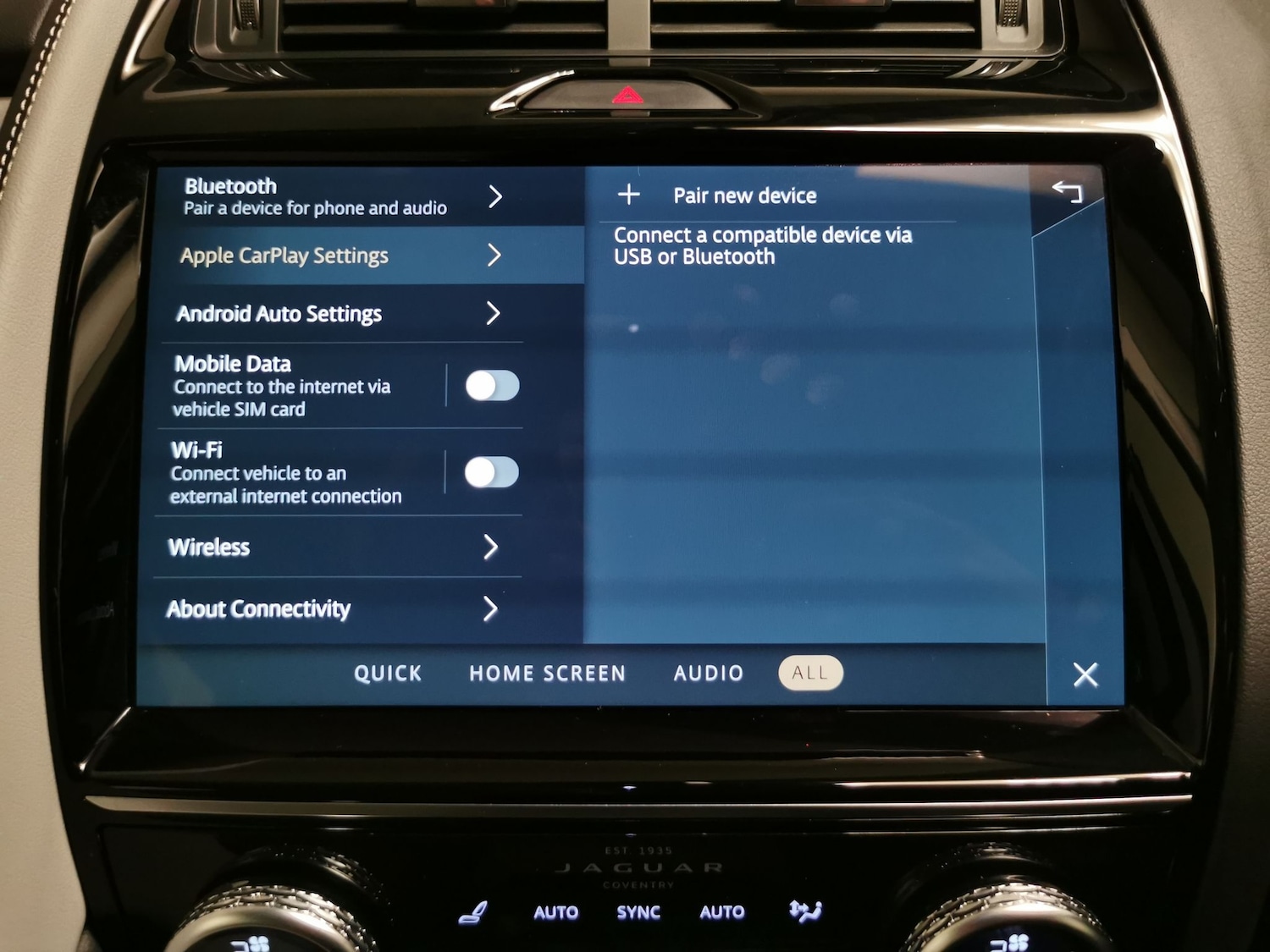 Used Jaguar E-Pace 2022 for sale - 76788627: Photo 14