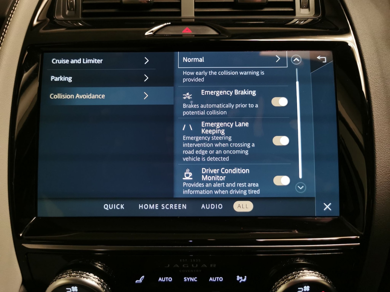 Used Jaguar E-Pace 2022 for sale - 76788627: Photo 21