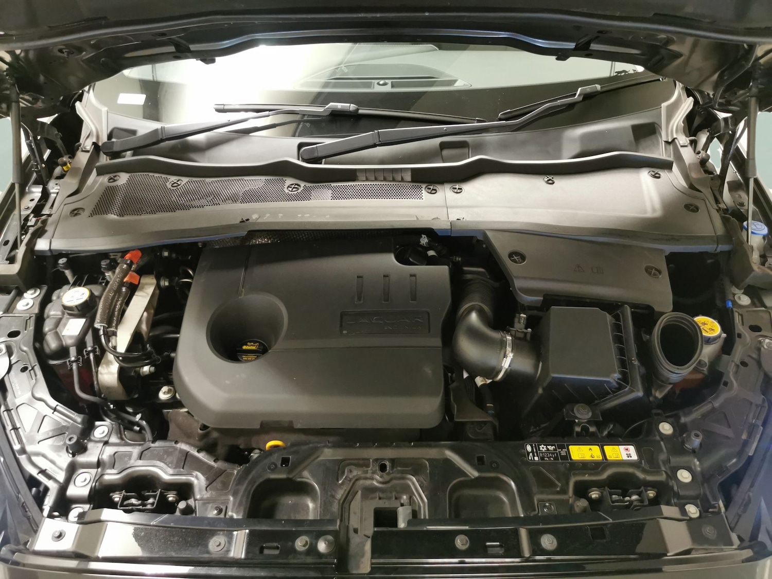 Used Jaguar E-Pace 2022 for sale - 76788627: Photo 32