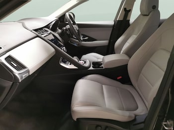 Used Jaguar E-Pace 2022 for sale - 76788627: Photo