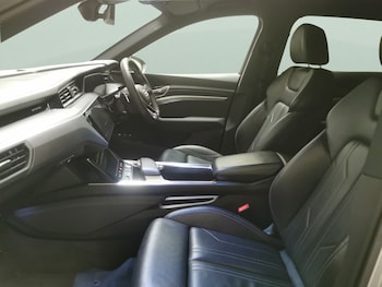 Used Audi e-tron 2022 for sale - 77592566: Photo