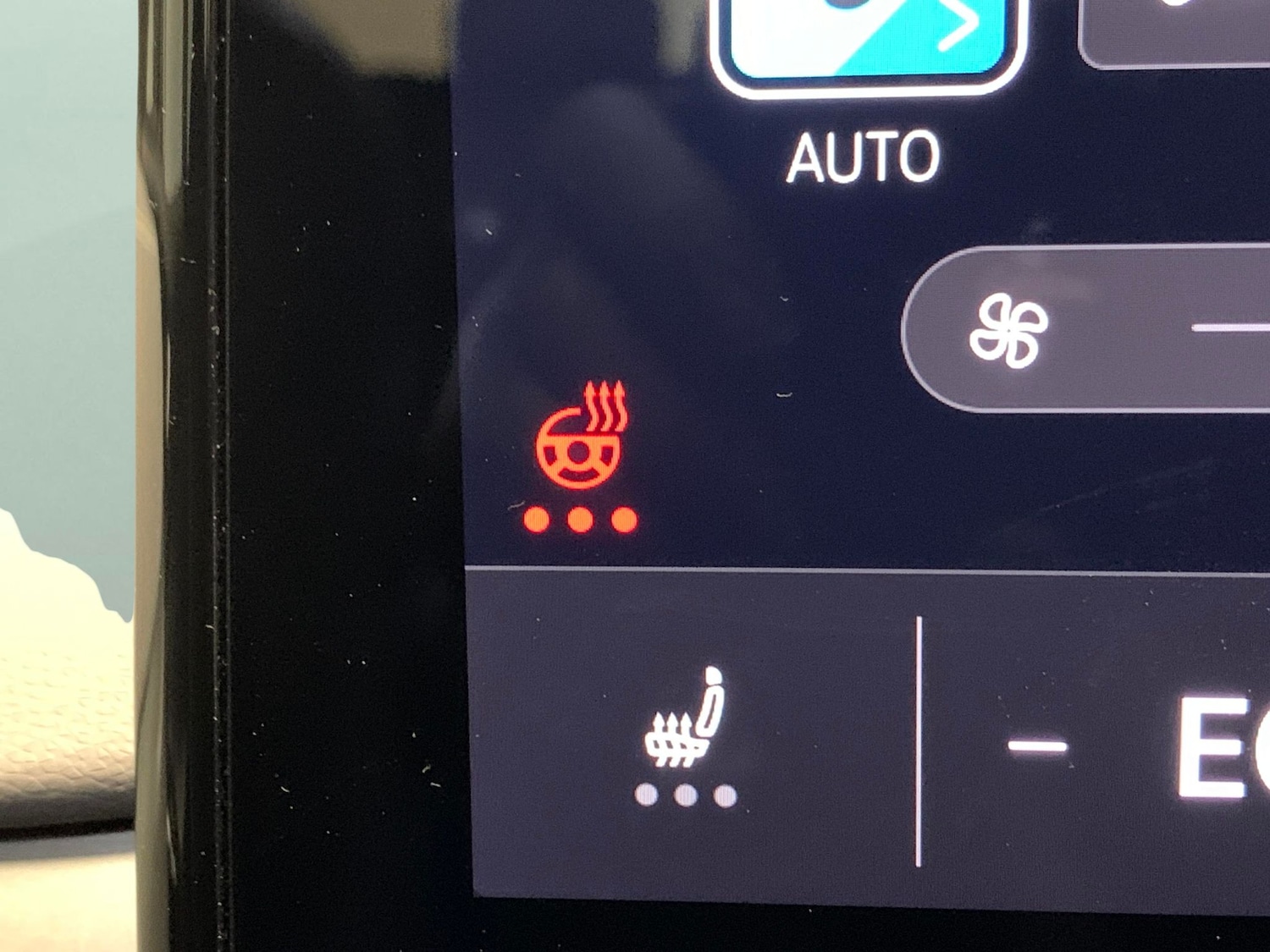 Used Volkswagen ID.4 2023 for sale - 76413115: Photo 28