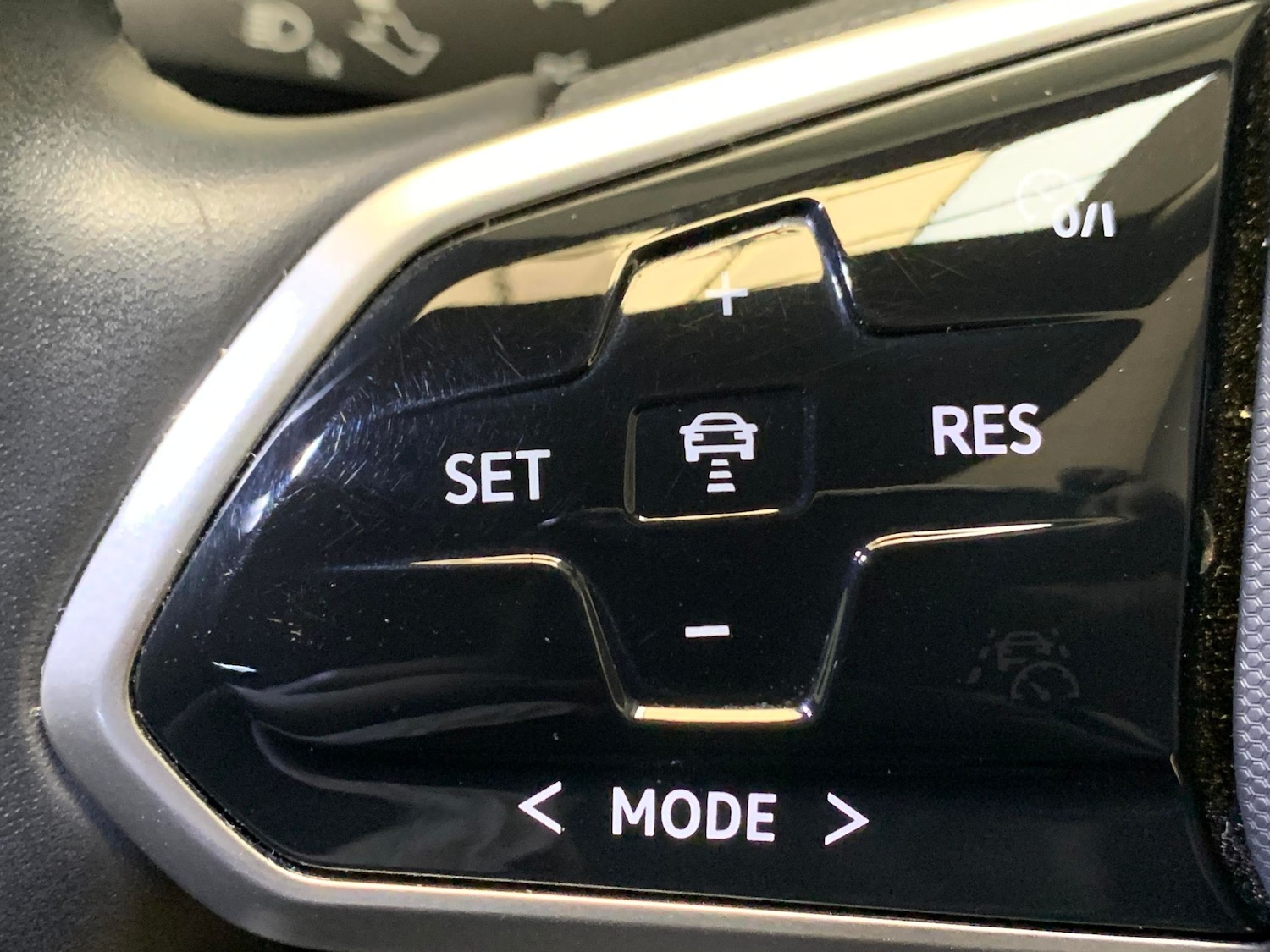 Used Volkswagen ID.4 2023 for sale - 76413115: Photo 29