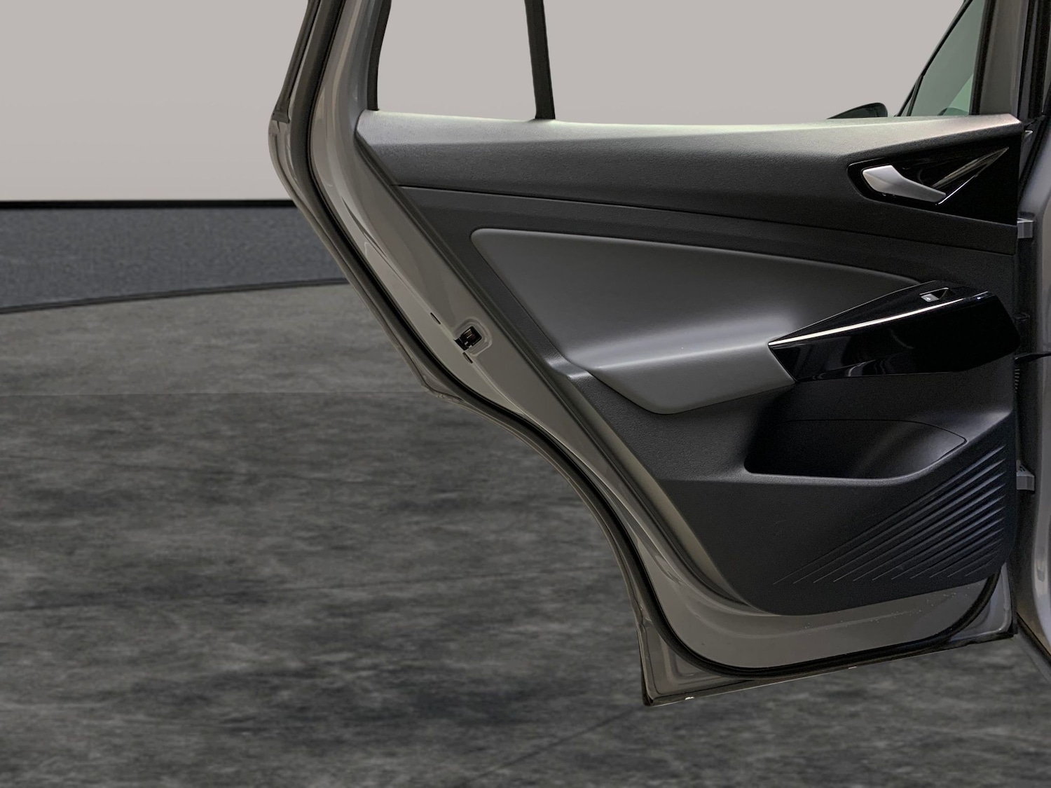 Used Volkswagen ID.4 2023 for sale - 76413115: Photo 37