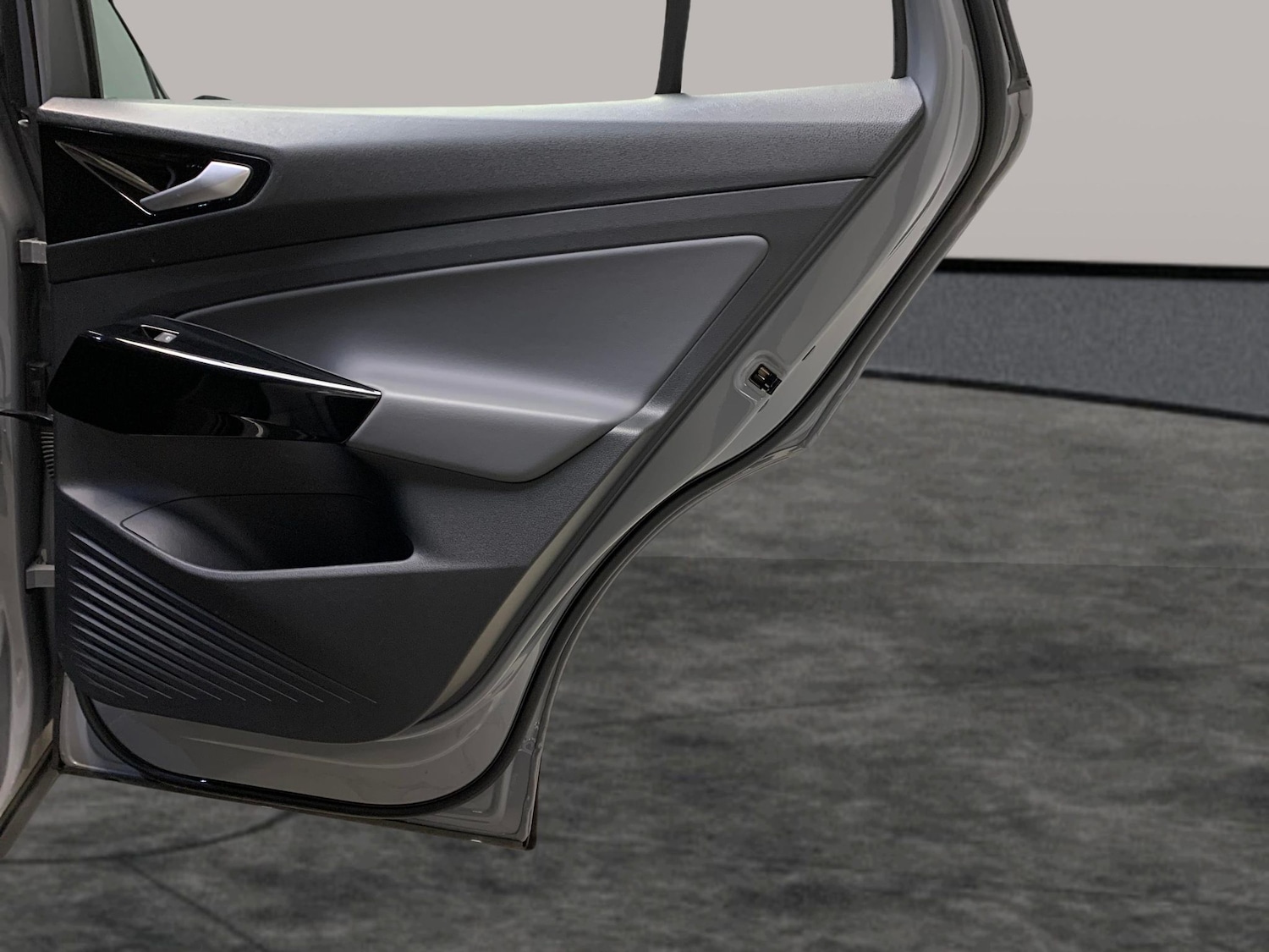 Used Volkswagen ID.4 2023 for sale - 76413115: Photo 38