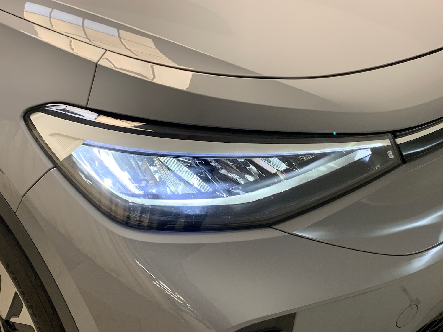 Used Volkswagen ID.4 2023 for sale - 76413115: Photo 8