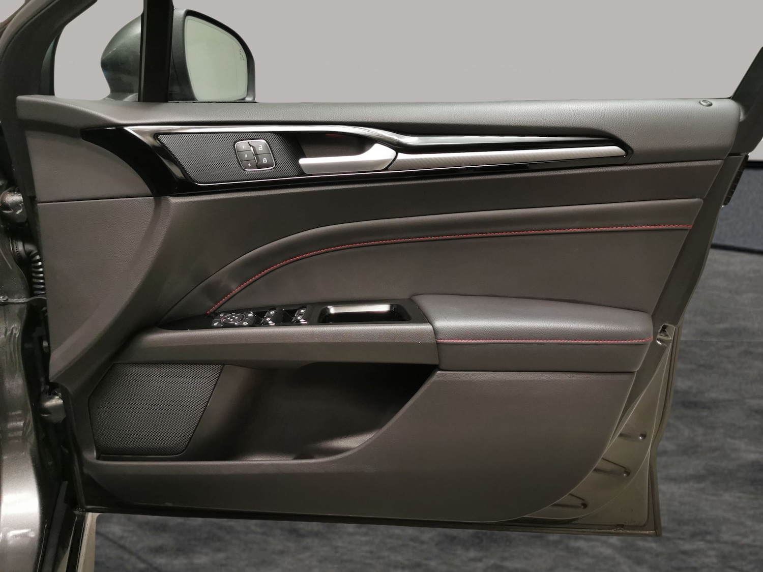 Used Ford Mondeo 2022 for sale - 77432370: Photo 27