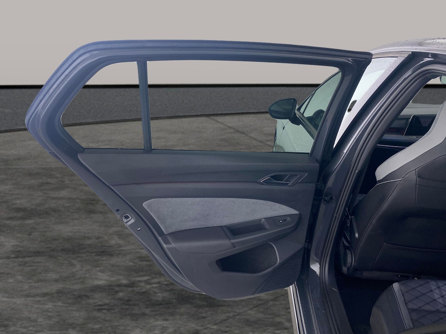 Used Volkswagen Golf 2024 for sale - 77367418: Photo 21