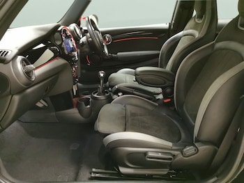 Used MINI Hatch 2021 for sale - 79032599: Photo