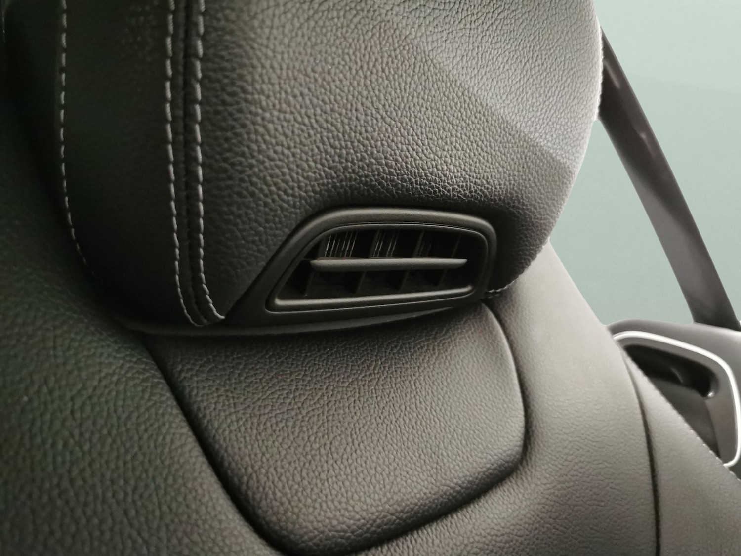 Used Mercedes-Benz C Class 2019 for sale - 76540372: Photo 24